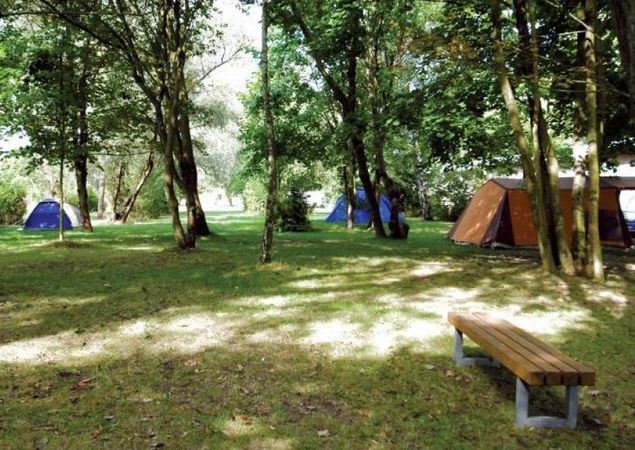 Romantischer Campingplatz mit Blick auf die Havel Romantischer Campingplatz mit Blick auf die Havel