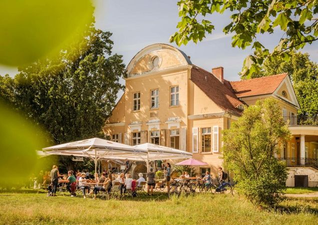 Gutshaus Neukladow, Foto: Dagmar Schwelle, Lizenz: visitBerlin Gutshaus Neukladow, Foto: Dagmar Schwelle, Lizenz: visitBerlin
