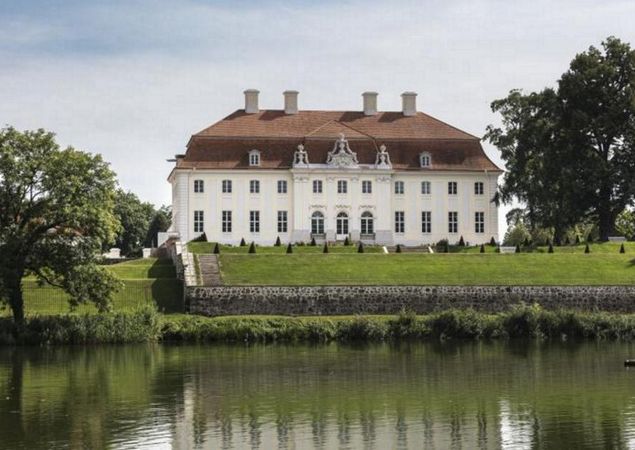 Schloss Meseberg, Foto: Steffen Lehmann, Lizenz: TMB Tourismus-Marketing Brandenburg GmbH Schloss Meseberg, Foto: Steffen Lehmann, Lizenz: TMB Tourismus-Marketing Brandenburg GmbH