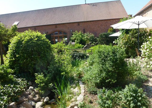 Begrünter Innenhof, Foto: Sabine Dietrich Begrünter Innenhof, Foto: Sabine Dietrich