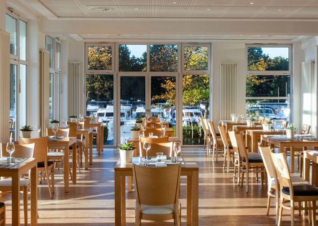 Restaurant Brigg, Foto: Precise Resort Marina Wolfsbruch Restaurant Brigg, Foto: Precise Resort Marina Wolfsbruch