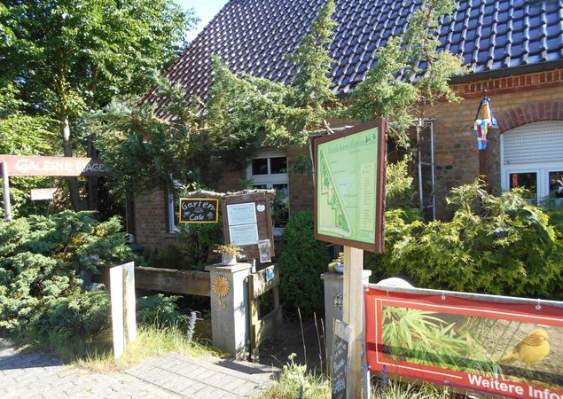 Eingangsbereich Exotik-Kunst Garten Jens Nagel, Foto: Exotik-Kunst-Garten