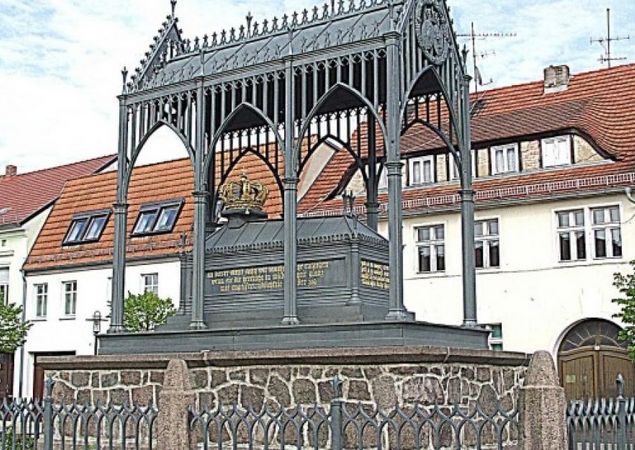 Luisendenkmal