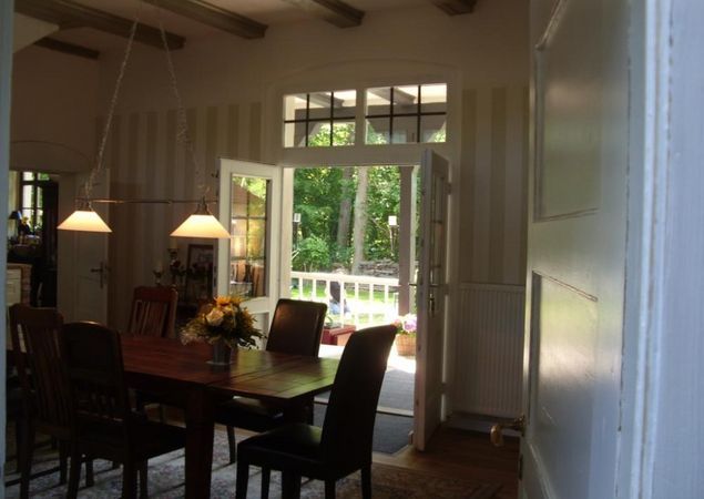 Landhaus Labes, ein Wohnzimmer, Foto: W. Schmolke, Lizenz: W. Schmolke Landhaus Labes, ein Wohnzimmer, Foto: W. Schmolke, Lizenz: W. Schmolke