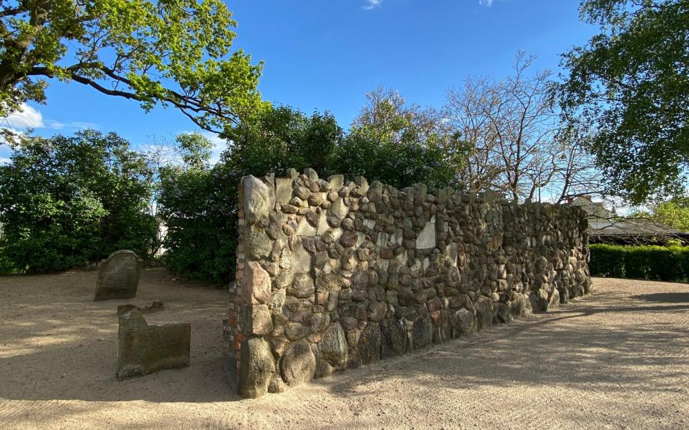 Jüdischer Friedhof Zehdenick, Foto: Tourist-Info Zehdenick, Lizenz: Tourist-Info Zehdenick Jüdischer Friedhof Zehdenick, Foto: Tourist-Info Zehdenick, Lizenz: Tourist-Info Zehdenick