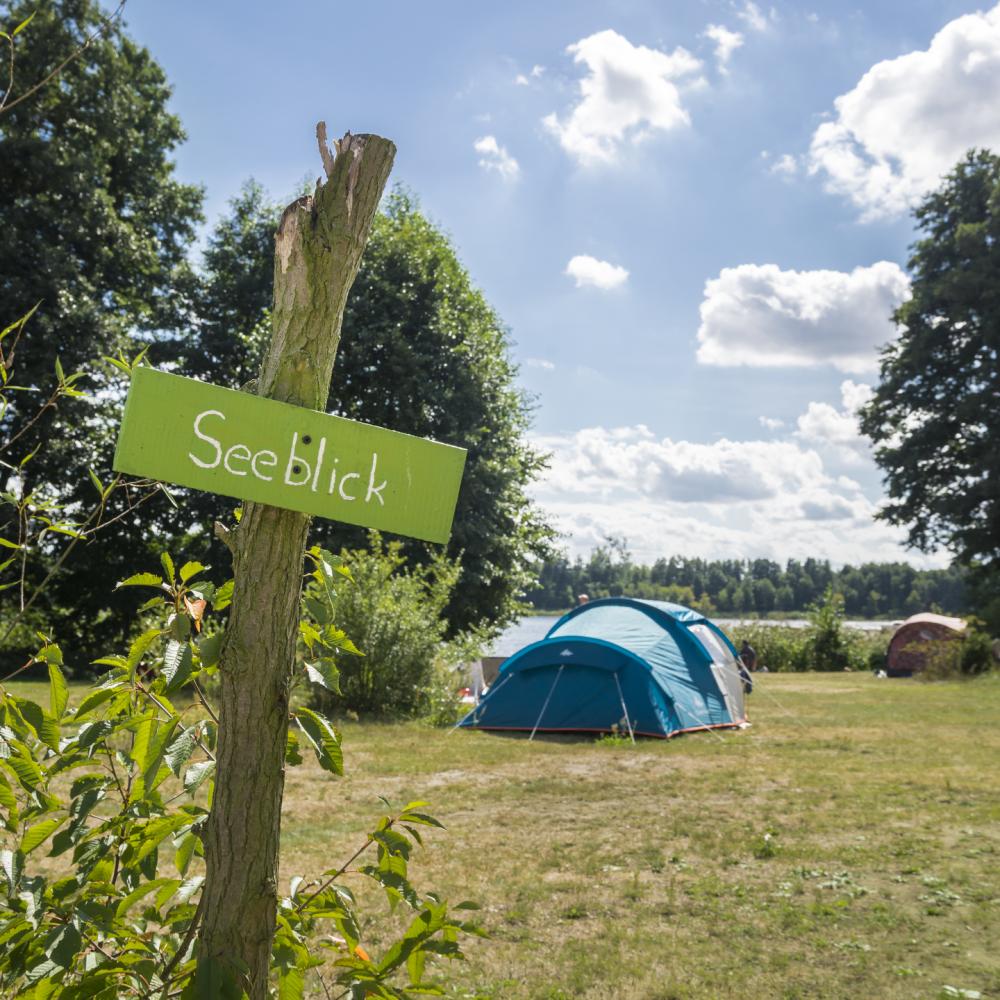 Campingplatz Am Großen Wentowsee, Wiese zum Zelten, Foto: Susanne Wernicke, Foto und Desing Zehdenick, Lizenz: Christiane Erdmann Campingplatz Am Großen Wentowsee, Wiese zum Zelten, Foto: Susanne Wernicke, Foto und Desing Zehdenick, Lizenz: Christiane Erdmann