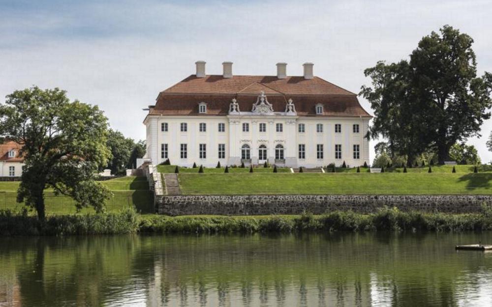 Schloss Meseberg, Foto: Steffen Lehmann, Lizenz: TMB Tourismus-Marketing Brandenburg GmbH Schloss Meseberg, Foto: Steffen Lehmann, Lizenz: TMB Tourismus-Marketing Brandenburg GmbH