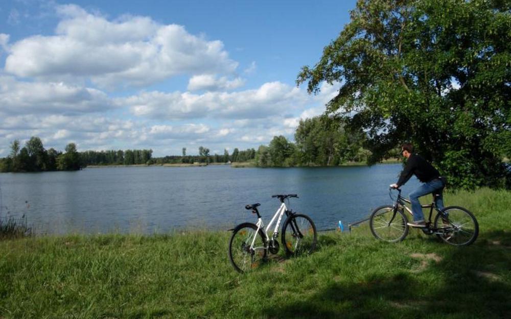 Tonstichlandschaft bei Zehdenick, Foto: Tourismusverband Ruppiner Seenland e.V., Lizenz: Tourismusverband Ruppiner Seenland e.V. Tonstichlandschaft bei Zehdenick, Foto: Tourismusverband Ruppiner Seenland e.V., Lizenz: Tourismusverband Ruppiner Seenland e.V.