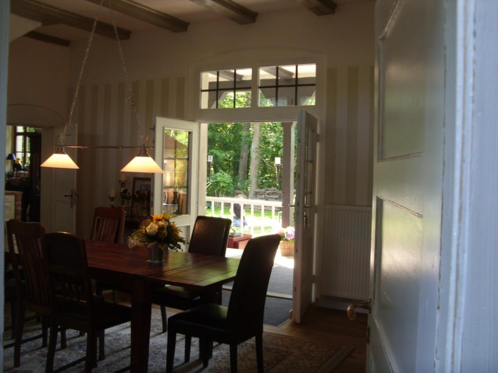 Landhaus Labes, ein Wohnzimmer, Foto: W. Schmolke, Lizenz: W. Schmolke Landhaus Labes, ein Wohnzimmer, Foto: W. Schmolke, Lizenz: W. Schmolke
