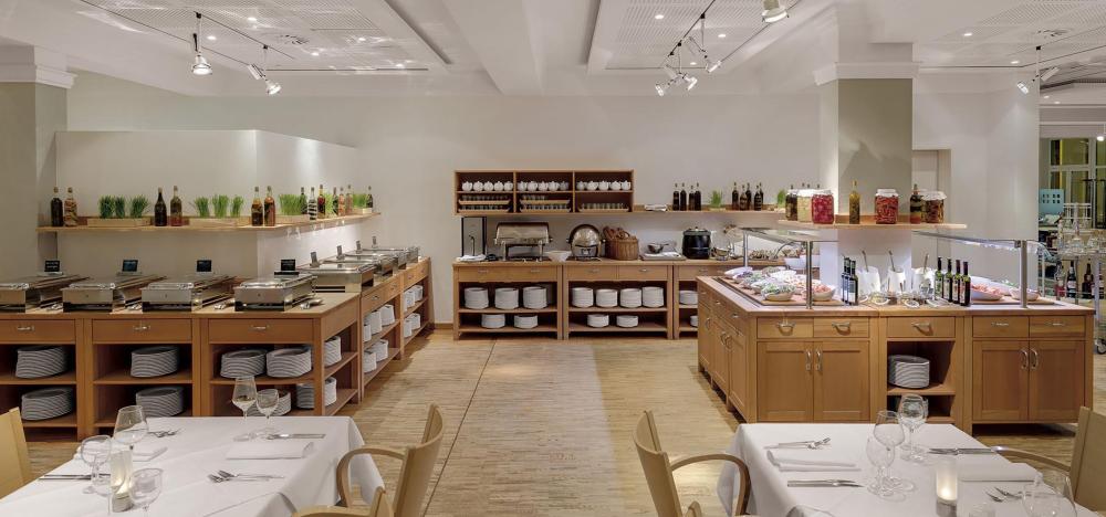 Restaurant Brigg, Foto: Precise Resort Marina Wolfsbruch Restaurant Brigg, Foto: Precise Resort Marina Wolfsbruch